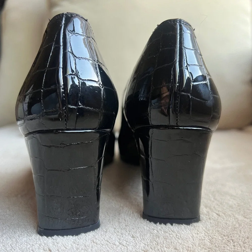 Stuart Weitzman stuart weitzman